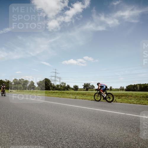07.09.2025 - 19. Norderstedt Triathlon Michael Burmester http://msf.ph/oto/8849515 07.09.2025 14:02:04 Radfahren 880, 911, 983, 1028 meine-sportfotos.de