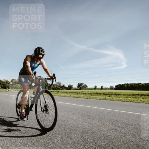 07.09.2025 - 19. Norderstedt Triathlon Michael Burmester http://msf.ph/oto/8849516 07.09.2025 10:25:47 Radfahren 1119 meine-sportfotos.de