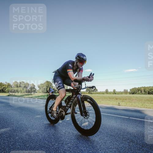 07.09.2025 - 19. Norderstedt Triathlon Michael Burmester http://msf.ph/oto/8849518 07.09.2025 16:14:41 Radfahren 1049, 1613 meine-sportfotos.de