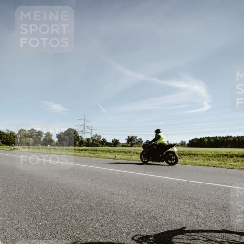 07.09.2025 - 19. Norderstedt Triathlon Michael Burmester http://msf.ph/oto/8849524 07.09.2025 10:26:06 Radfahren 1118 meine-sportfotos.de