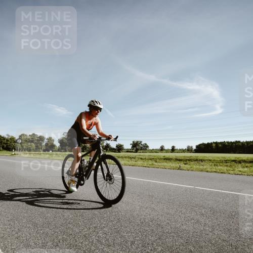 07.09.2025 - 19. Norderstedt Triathlon Michael Burmester http://msf.ph/oto/8849541 07.09.2025 10:26:35 Radfahren 1129 meine-sportfotos.de