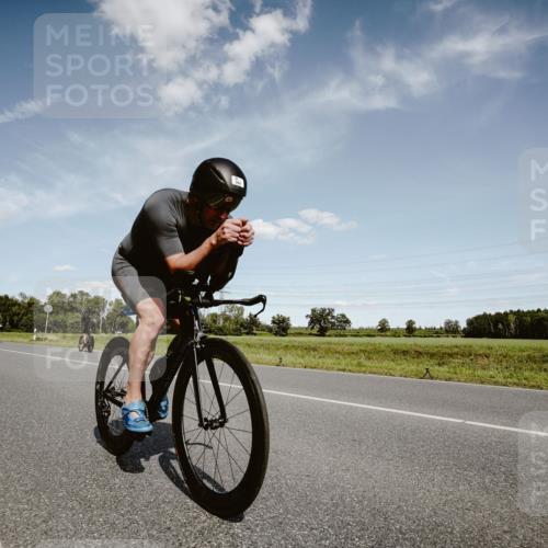 07.09.2025 - 19. Norderstedt Triathlon Michael Burmester http://msf.ph/oto/8849548 07.09.2025 14:02:19 Radfahren 394 meine-sportfotos.de