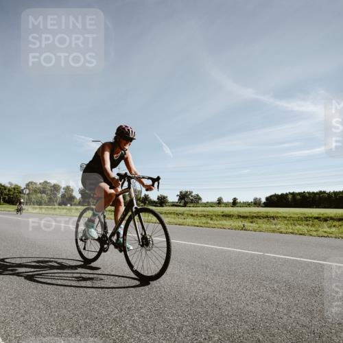 07.09.2025 - 19. Norderstedt Triathlon Michael Burmester http://msf.ph/oto/8849556 07.09.2025 10:28:58 Radfahren 1141 meine-sportfotos.de