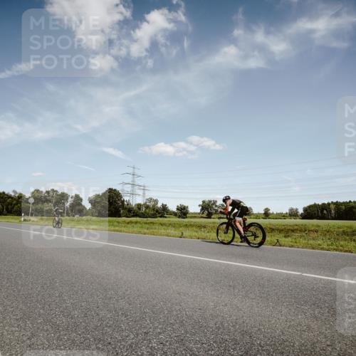 07.09.2025 - 19. Norderstedt Triathlon Michael Burmester http://msf.ph/oto/8849563 07.09.2025 14:02:40 Radfahren  meine-sportfotos.de