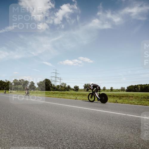 07.09.2025 - 19. Norderstedt Triathlon Michael Burmester http://msf.ph/oto/8849567 07.09.2025 14:02:41 Radfahren  meine-sportfotos.de