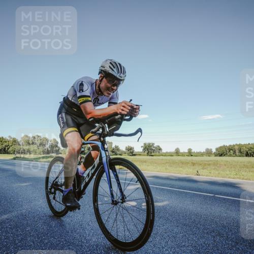 07.09.2025 - 19. Norderstedt Triathlon Michael Burmester http://msf.ph/oto/8849569 07.09.2025 16:15:15 Radfahren 1592 meine-sportfotos.de