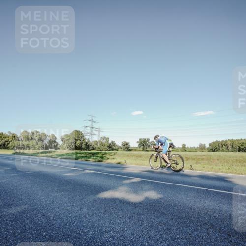 07.09.2025 - 19. Norderstedt Triathlon Michael Burmester http://msf.ph/oto/8849573 07.09.2025 16:15:21 Radfahren 873 meine-sportfotos.de