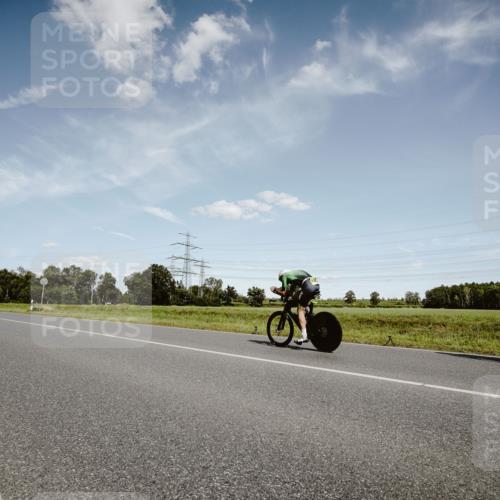 07.09.2025 - 19. Norderstedt Triathlon Michael Burmester http://msf.ph/oto/8849587 07.09.2025 14:02:50 Radfahren 962 meine-sportfotos.de