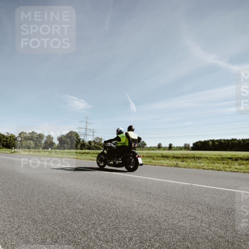 07.09.2025 - 19. Norderstedt Triathlon Michael Burmester http://msf.ph/oto/8849620 07.09.2025 10:30:49 Radfahren  meine-sportfotos.de