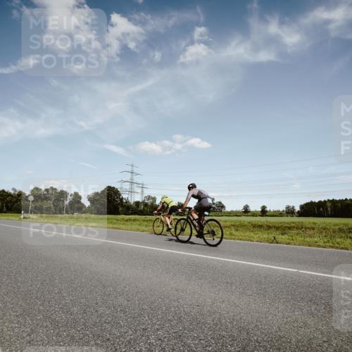 07.09.2025 - 19. Norderstedt Triathlon Michael Burmester http://msf.ph/oto/8849631 07.09.2025 14:03:21 Radfahren  meine-sportfotos.de