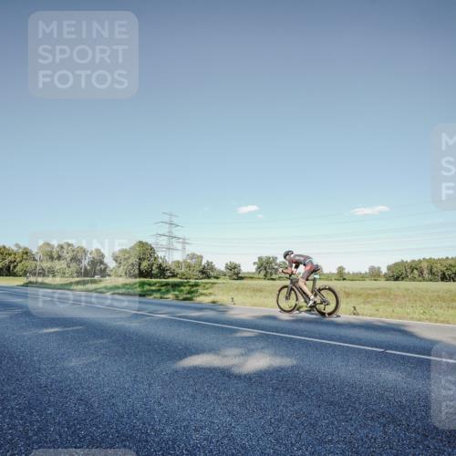 07.09.2025 - 19. Norderstedt Triathlon Michael Burmester http://msf.ph/oto/8849634 07.09.2025 16:15:47 Radfahren 1549 meine-sportfotos.de