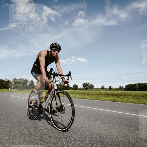 07.09.2025 - 19. Norderstedt Triathlon Michael Burmester http://msf.ph/oto/8849635 07.09.2025 14:03:30 Radfahren 361, 1011, 1408 meine-sportfotos.de