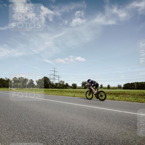 07.09.2025 - 19. Norderstedt Triathlon Michael Burmester http://msf.ph/oto/8849647 07.09.2025 14:03:35 Radfahren 361, 963, 1011 meine-sportfotos.de