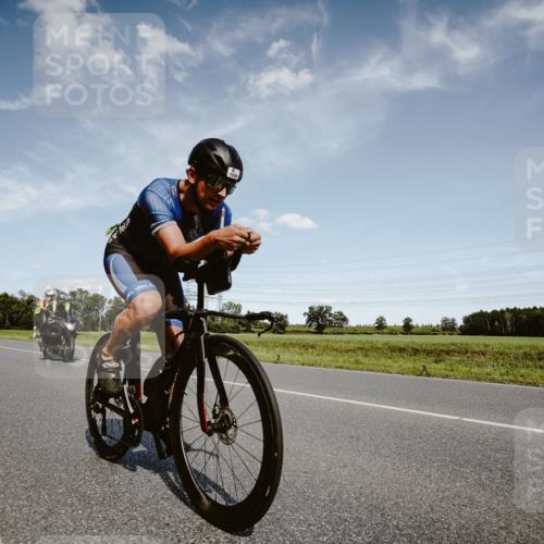 07.09.2025 - 19. Norderstedt Triathlon Michael Burmester http://msf.ph/oto/8849653 07.09.2025 14:03:46 Radfahren 978, 985, 1039 meine-sportfotos.de