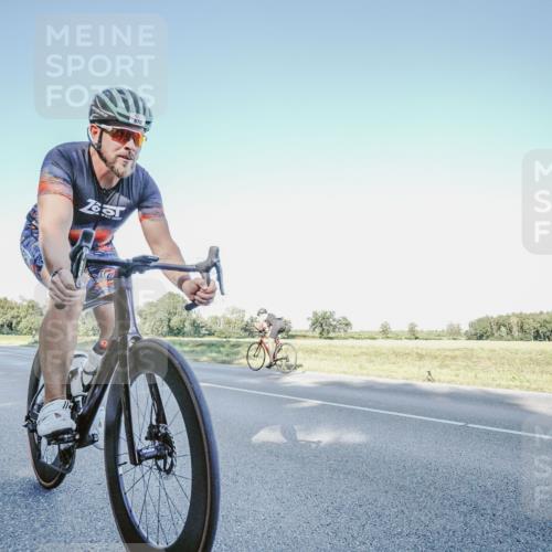 07.09.2025 - 19. Norderstedt Triathlon Michael Burmester http://msf.ph/oto/8849661 07.09.2025 16:16:01 Radfahren 509, 870, 1435, 1550, 1553 meine-sportfotos.de