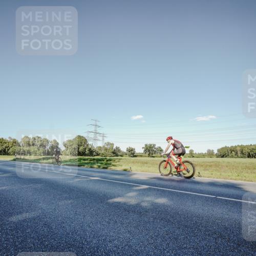 07.09.2025 - 19. Norderstedt Triathlon Michael Burmester http://msf.ph/oto/8849667 07.09.2025 16:16:02 Radfahren 509, 870, 1435, 1550, 1553 meine-sportfotos.de