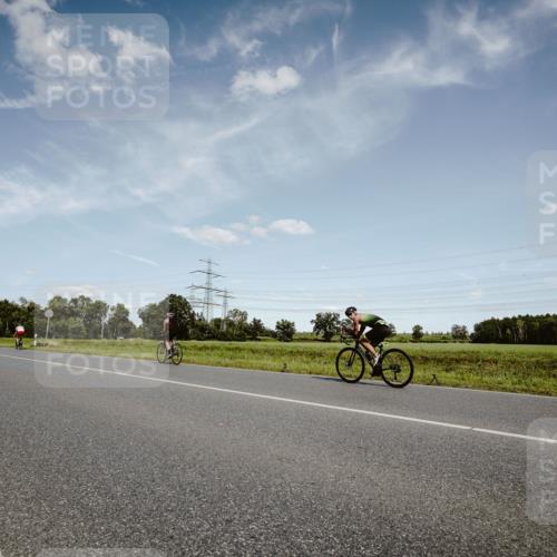 07.09.2025 - 19. Norderstedt Triathlon Michael Burmester http://msf.ph/oto/8849693 07.09.2025 14:04:11 Radfahren 1456 meine-sportfotos.de