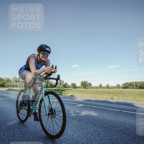 07.09.2025 - 19. Norderstedt Triathlon Michael Burmester http://msf.ph/oto/8849702 07.09.2025 16:16:30 Radfahren 372, 1075, 1455, 1603 meine-sportfotos.de