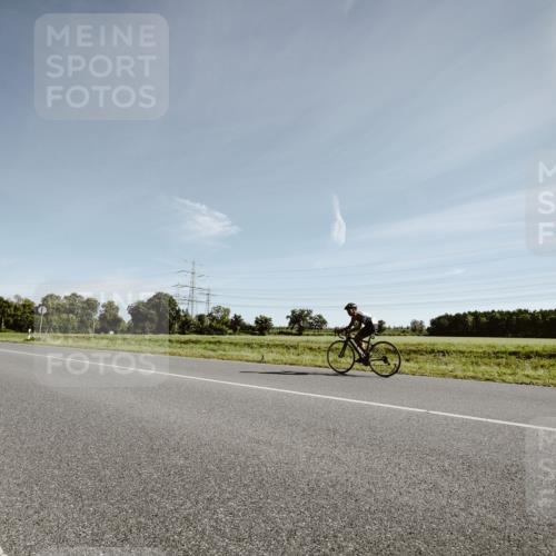07.09.2025 - 19. Norderstedt Triathlon Michael Burmester http://msf.ph/oto/8849725 07.09.2025 10:33:28 Radfahren  meine-sportfotos.de