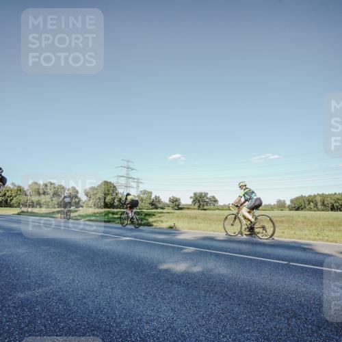 07.09.2025 - 19. Norderstedt Triathlon Michael Burmester http://msf.ph/oto/8849726 07.09.2025 16:16:51 Radfahren 903, 1077, 1411, 1581, 1630 meine-sportfotos.de