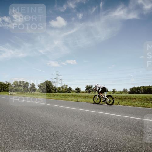 07.09.2025 - 19. Norderstedt Triathlon Michael Burmester http://msf.ph/oto/8849740 07.09.2025 14:05:11 Radfahren  meine-sportfotos.de