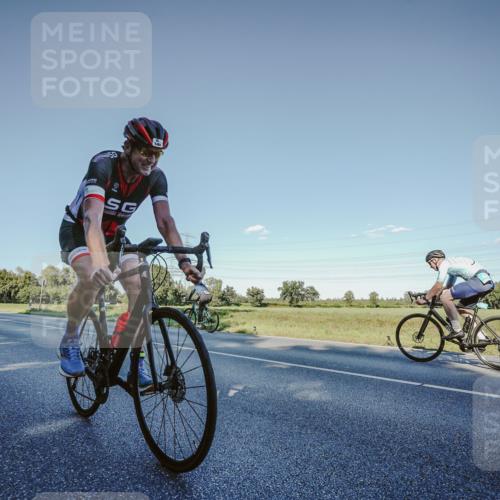 07.09.2025 - 19. Norderstedt Triathlon Michael Burmester http://msf.ph/oto/8849743 07.09.2025 16:16:56 Radfahren 503, 1091, 1411, 1464, 1611, 1630 meine-sportfotos.de