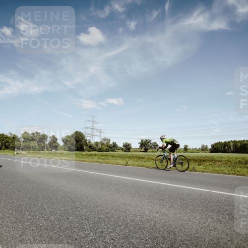 07.09.2025 - 19. Norderstedt Triathlon Michael Burmester http://msf.ph/oto/8849744 07.09.2025 14:05:17 Radfahren 427 meine-sportfotos.de