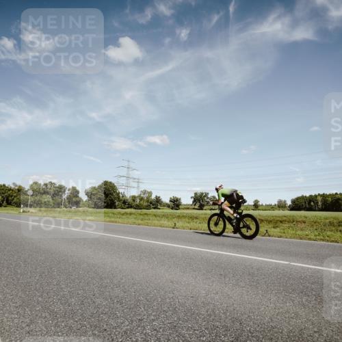 07.09.2025 - 19. Norderstedt Triathlon Michael Burmester http://msf.ph/oto/8849750 07.09.2025 14:05:21 Radfahren 427 meine-sportfotos.de