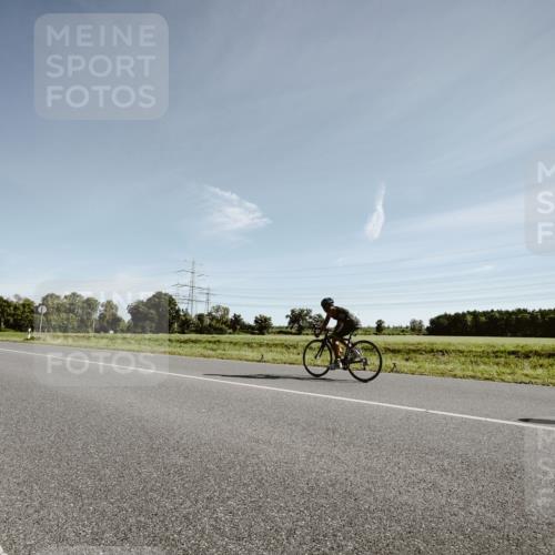 07.09.2025 - 19. Norderstedt Triathlon Michael Burmester http://msf.ph/oto/8849751 07.09.2025 10:35:29 Radfahren  meine-sportfotos.de