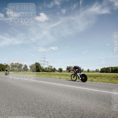 07.09.2025 - 19. Norderstedt Triathlon Michael Burmester http://msf.ph/oto/8849757 07.09.2025 14:05:26 Radfahren  meine-sportfotos.de