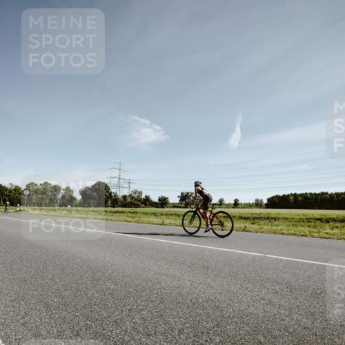 07.09.2025 - 19. Norderstedt Triathlon Michael Burmester http://msf.ph/oto/8849761 07.09.2025 10:35:37 Radfahren  meine-sportfotos.de
