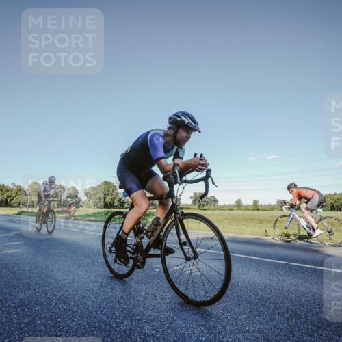 07.09.2025 - 19. Norderstedt Triathlon Michael Burmester http://msf.ph/oto/8849765 07.09.2025 16:17:04 Radfahren 371, 376, 396, 902, 1448, 1512, 1609 meine-sportfotos.de