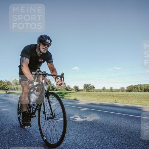 07.09.2025 - 19. Norderstedt Triathlon Michael Burmester http://msf.ph/oto/8849774 07.09.2025 16:17:06 Radfahren 376, 396, 902, 1448, 1512, 1609 meine-sportfotos.de