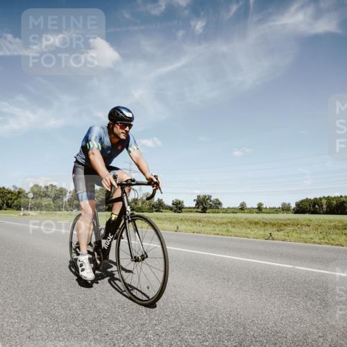 07.09.2025 - 19. Norderstedt Triathlon Michael Burmester http://msf.ph/oto/8849799 07.09.2025 14:06:01 Radfahren 382, 1022 meine-sportfotos.de