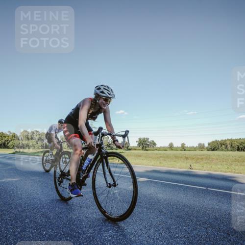 07.09.2025 - 19. Norderstedt Triathlon Michael Burmester http://msf.ph/oto/8849801 07.09.2025 16:17:30 Radfahren 1072, 1095, 1407 meine-sportfotos.de