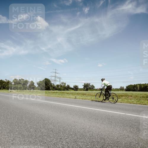 07.09.2025 - 19. Norderstedt Triathlon Michael Burmester http://msf.ph/oto/8849805 07.09.2025 14:06:12 Radfahren  meine-sportfotos.de