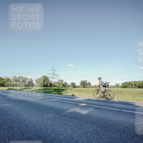 07.09.2025 - 19. Norderstedt Triathlon Michael Burmester http://msf.ph/oto/8849807 07.09.2025 16:17:35 Radfahren 1084 meine-sportfotos.de