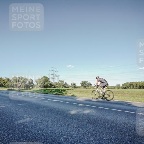 07.09.2025 - 19. Norderstedt Triathlon Michael Burmester http://msf.ph/oto/8849828 07.09.2025 16:17:48 Radfahren 944, 1588 meine-sportfotos.de