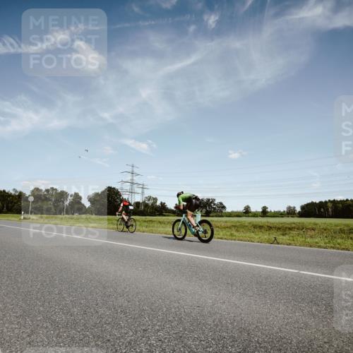 07.09.2025 - 19. Norderstedt Triathlon Michael Burmester http://msf.ph/oto/8849835 07.09.2025 14:06:29 Radfahren 411, 967, 1009 meine-sportfotos.de