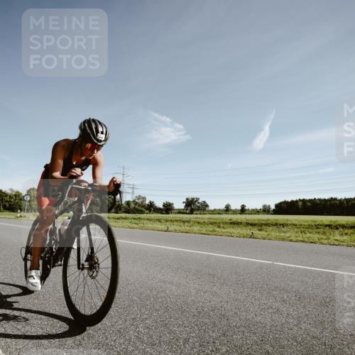 07.09.2025 - 19. Norderstedt Triathlon Michael Burmester http://msf.ph/oto/8849836 07.09.2025 10:37:05 Radfahren 687 meine-sportfotos.de