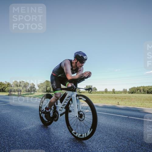 07.09.2025 - 19. Norderstedt Triathlon Michael Burmester http://msf.ph/oto/8849837 07.09.2025 16:17:52 Radfahren 944, 1046, 1534, 1588, 1602 meine-sportfotos.de