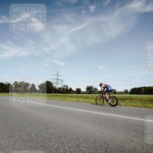 07.09.2025 - 19. Norderstedt Triathlon Michael Burmester http://msf.ph/oto/8849841 07.09.2025 14:06:33 Radfahren 967 meine-sportfotos.de