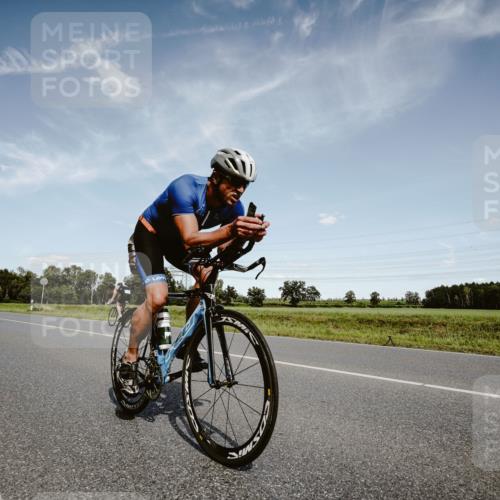 07.09.2025 - 19. Norderstedt Triathlon Michael Burmester http://msf.ph/oto/8849847 07.09.2025 14:06:40 Radfahren  meine-sportfotos.de