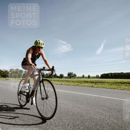 07.09.2025 - 19. Norderstedt Triathlon Michael Burmester http://msf.ph/oto/8849854 07.09.2025 10:37:52 Radfahren 68, 86, 648, 667, 1112 meine-sportfotos.de