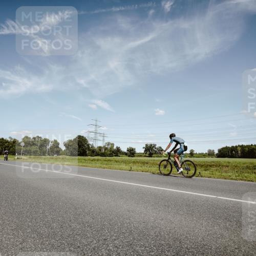 07.09.2025 - 19. Norderstedt Triathlon Michael Burmester http://msf.ph/oto/8849880 07.09.2025 14:07:20 Radfahren  meine-sportfotos.de
