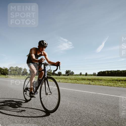 07.09.2025 - 19. Norderstedt Triathlon Michael Burmester http://msf.ph/oto/8849884 07.09.2025 10:38:33 Radfahren 686 meine-sportfotos.de