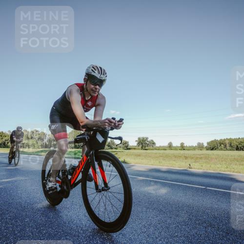 07.09.2025 - 19. Norderstedt Triathlon Michael Burmester http://msf.ph/oto/8849885 07.09.2025 16:18:30 Radfahren 923, 1574, 1589, 1616 meine-sportfotos.de
