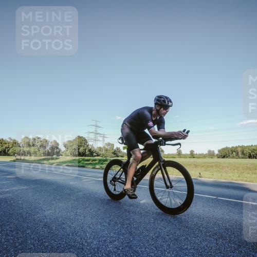 07.09.2025 - 19. Norderstedt Triathlon Michael Burmester http://msf.ph/oto/8849888 07.09.2025 16:18:30 Radfahren 923, 1574, 1589, 1616 meine-sportfotos.de