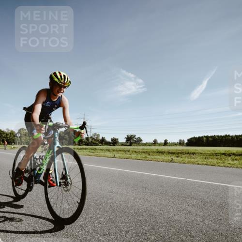 07.09.2025 - 19. Norderstedt Triathlon Michael Burmester http://msf.ph/oto/8849899 07.09.2025 10:39:04 Radfahren 676 meine-sportfotos.de