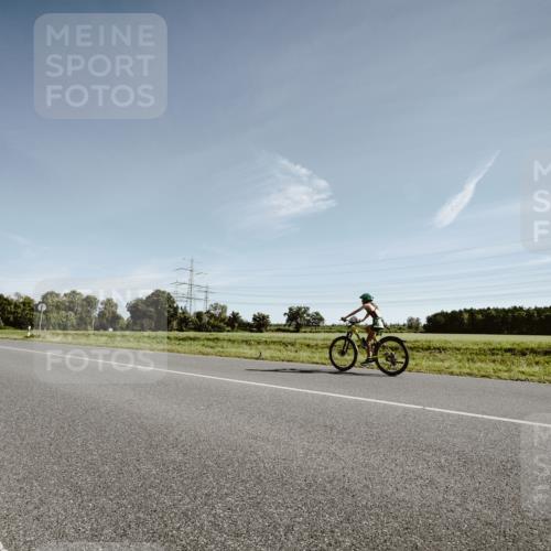 07.09.2025 - 19. Norderstedt Triathlon Michael Burmester http://msf.ph/oto/8849902 07.09.2025 10:39:11 Radfahren  meine-sportfotos.de